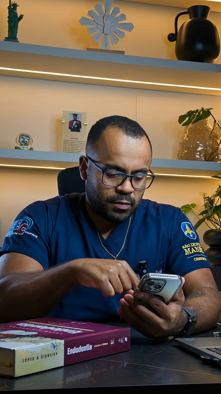 Dr. Marcos Vinícius